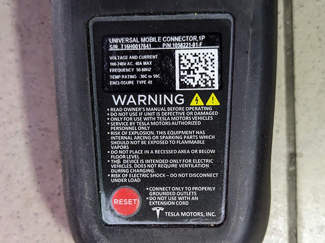 Переходник для зарядного кабеля Tesla Mobile Connector на 16А и 32А