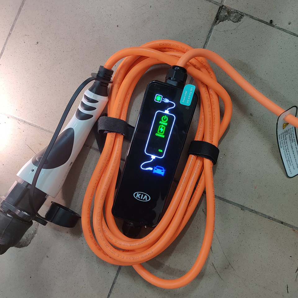 Переработка зарядного кабеля для Kia Niro из 110В на 220В